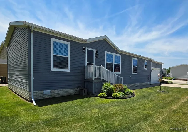 Photo 1 of Single family home for sale at 9758 Home Ct, Tyrone Township Livingston, MI 48430 | MLS# 20261043629 | Listing updated on 2026-07-25