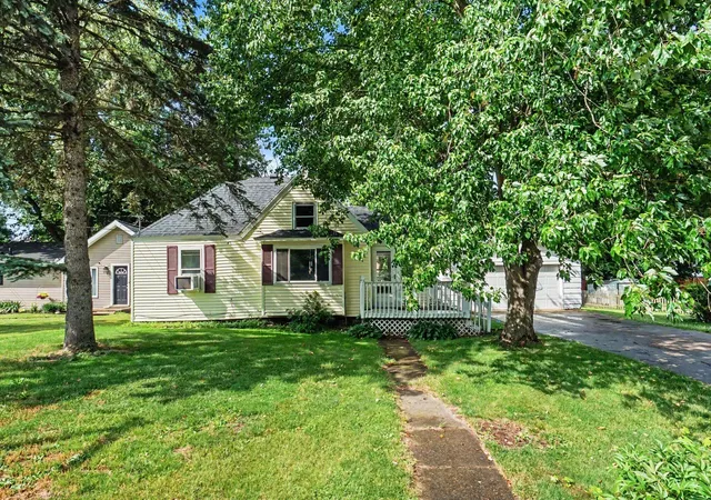 1st image of 312 Mechanic St, Stockbridge, MI 49285 | MLS# 81026028490