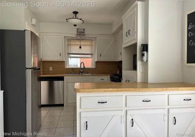 5th image of 9919 Merriman Rd, Livonia, MI 48150 | MLS# 20261043634
