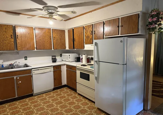 1st image of 506 Fassett St, Algonac, MI 48001 | MLS# 58050210940