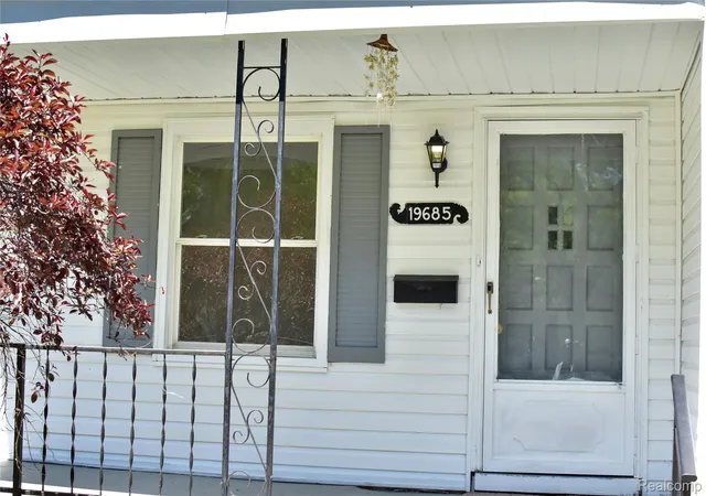 Photo 3 of Single family home for sale at 19685 Washtenaw St, Harper Woods, MI 48225 | MLS# 20261043653 | Listing updated on 2026-10-05