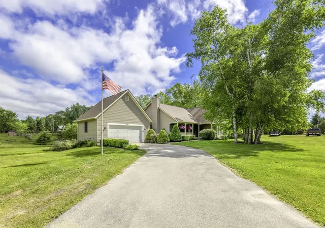 Photo 2 of Single family home for sale at 7097 Aitken Rd, Lexington, MI 48450 | MLS# 58050210952 | Listing updated on 2026-09-09