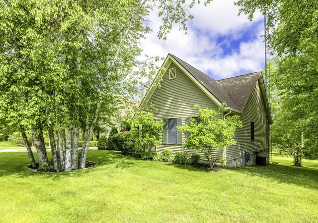 Photo 3 of Single family home for sale at 7097 Aitken Rd, Lexington, MI 48450 | MLS# 58050210952 | Listing updated on 2026-09-09