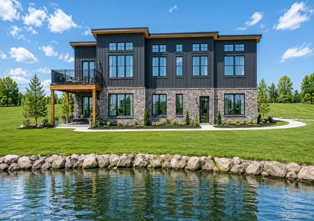 Photo 1 of Single family home for sale at Tbd Cooley Lake Rd, White Lake Charter Township Oakland, MI 48386 | MLS# 20261043682 | Listing updated on 2026-06-12