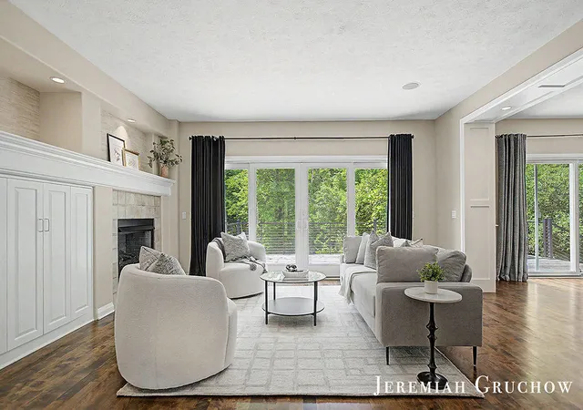 4th image of 3333 Falcon Bluff Ct Ne, Grand Rapids, MI 49525 | MLS# 65026028561