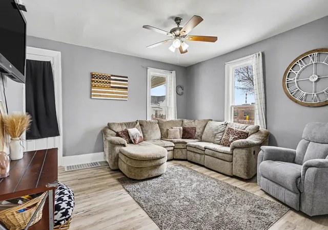 4th image of 711 Maple St, Three Rivers, MI 49093 | MLS# 68026028583