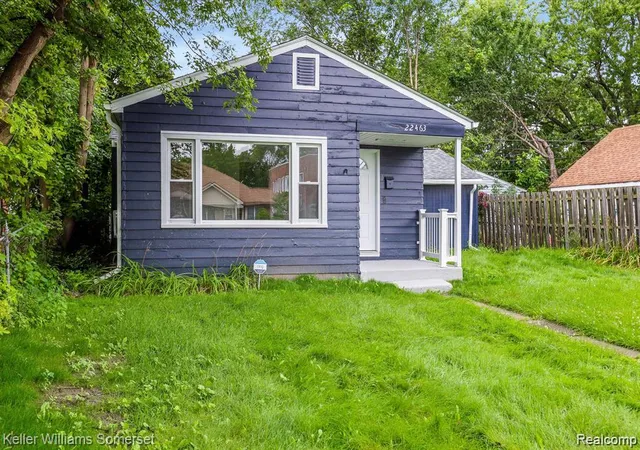 Photo 3 of Single family home for sale at 22463 Donald Ave, Eastpointe, MI 48021 | MLS# 20261043780 | Listing updated on 2026-09-12