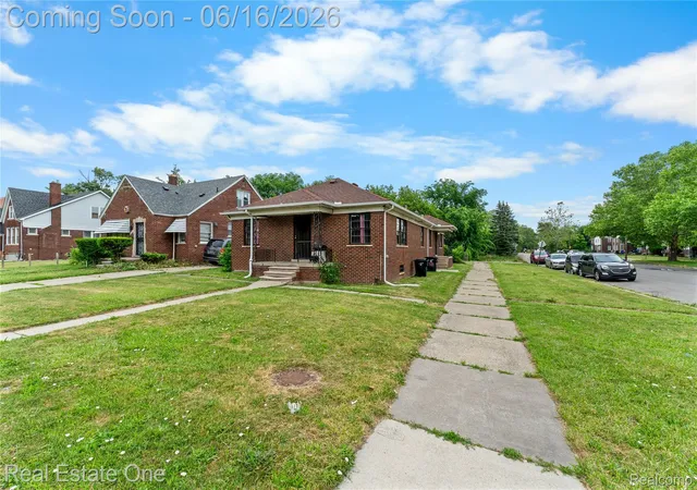 Photo 2 of Multi family home for sale at 5200 Chalmers St, Detroit City Wayne, MI 48213 | MLS# 20261043787 | Listing updated on 2026-09-25