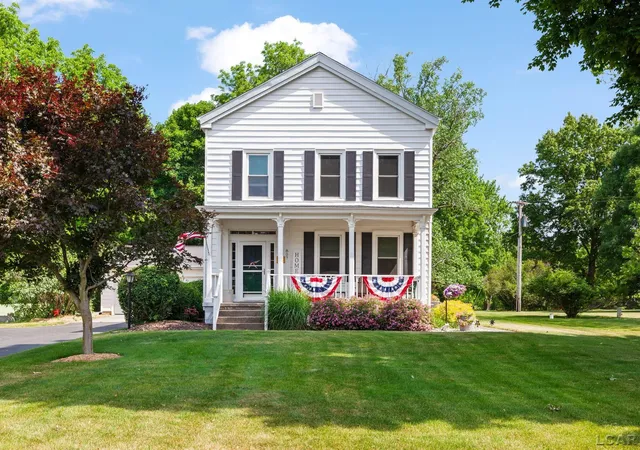 1st image of 807 Conklin Dr, Tecumseh, MI 49286 | MLS# 56050211006