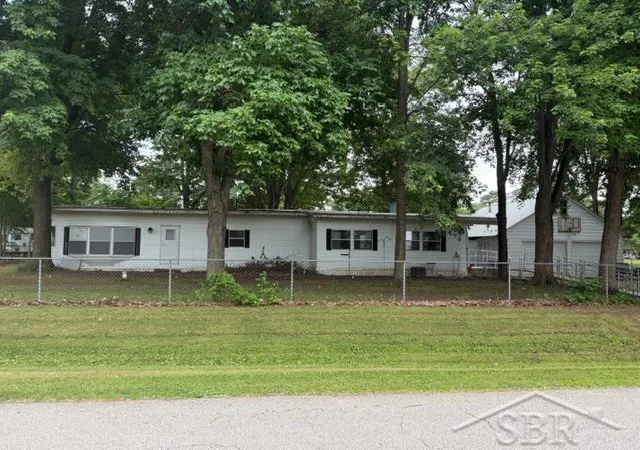 Homes for sale in Arbela Township Tuscola, MI | 8709 Pine Ct, Arbela Township Tuscola, MI 48420 | MLS# 61050211014