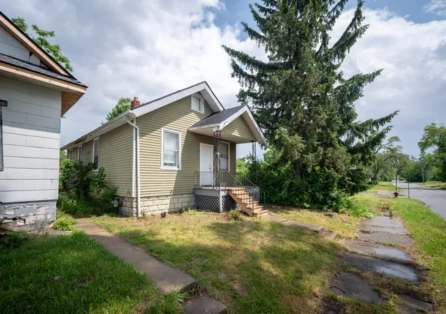 2nd image of 17412 Wanda St, Highland Park, MI 48203 | MLS# 81026028646