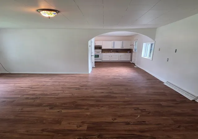 Photo 3 of Single family home for sale at 6980 Wooster Rd, Jackson, MI 49201 | MLS# 81026028654 | Listing updated on 2026-09-07