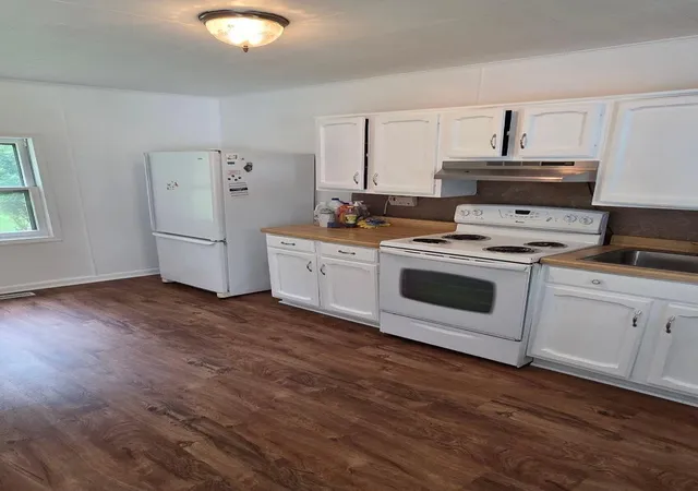 Photo 4 of Single family home for sale at 6980 Wooster Rd, Jackson, MI 49201 | MLS# 81026028654 | Listing updated on 2026-09-07