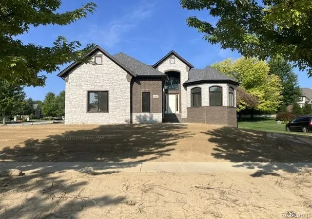 Photo 1 of Single family home for sale at 61367 Beacon Hl Dr, Washington, MI 48094 | MLS# 20261043835 | Listing updated on 2026-09-02