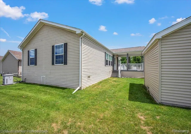 Homes for sale in Lapeer Township Lapeer, MI | 289 Pompano Ct, Lapeer Township Lapeer, MI 48446 | MLS# 20261043839