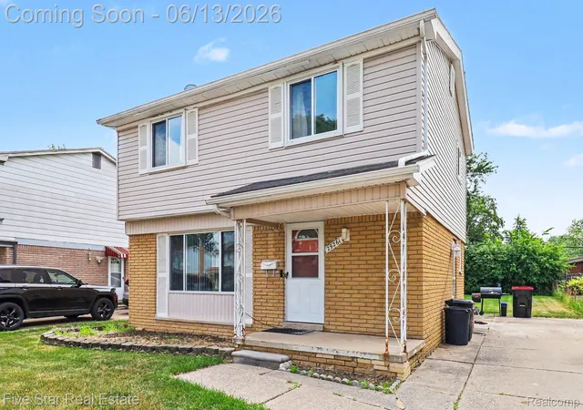 Photo 2 of Single family home for sale at 29261 Marshall St, Southfield, MI 48076 | MLS# 20261043847 | Listing updated on 2026-08-23