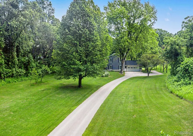 3rd image of 9100 Pine Knob Rd, Clarkston, MI 48348 | MLS# 20261043849