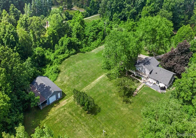 4th image of 9100 Pine Knob Rd, Clarkston, MI 48348 | MLS# 20261043849