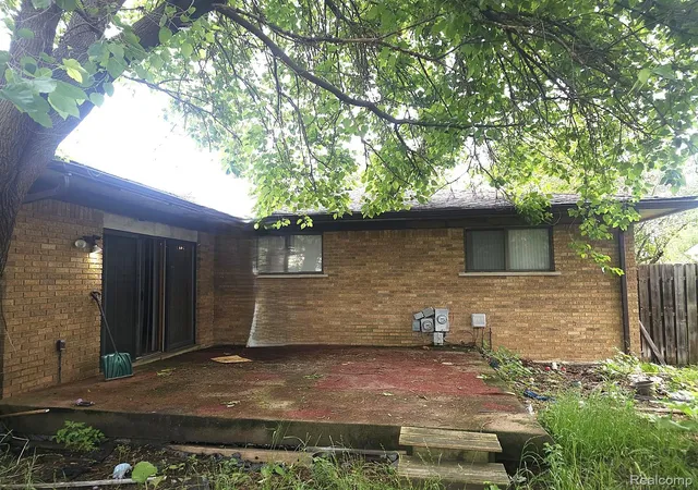 Photo 28 of Single family home for sale at 39409 Garony Dr, Clinton Township, MI 48038 | MLS# 20261043873 | Listing updated on 2026-07-10