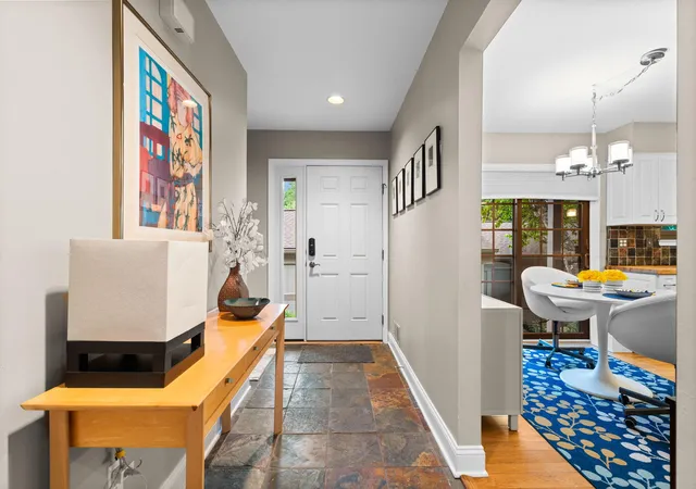 4th image of 2202 Pine Grove Ct, Ann Arbor, MI 48103 | MLS# 81026028709