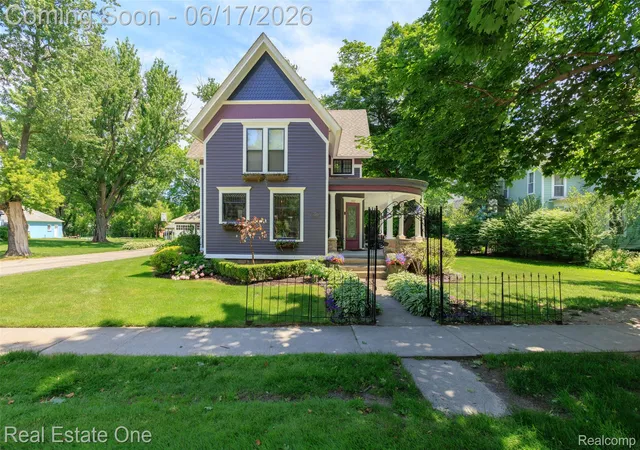 Homes for sale in Romeo Village Macomb, MI | 342 N Main St, Romeo Village Macomb, MI 48065 | MLS# 20261043897