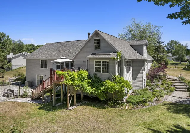 2nd image of 6351 Cherry Blossom Dr, Traverse City, MI 49685 | MLS# 78080069535