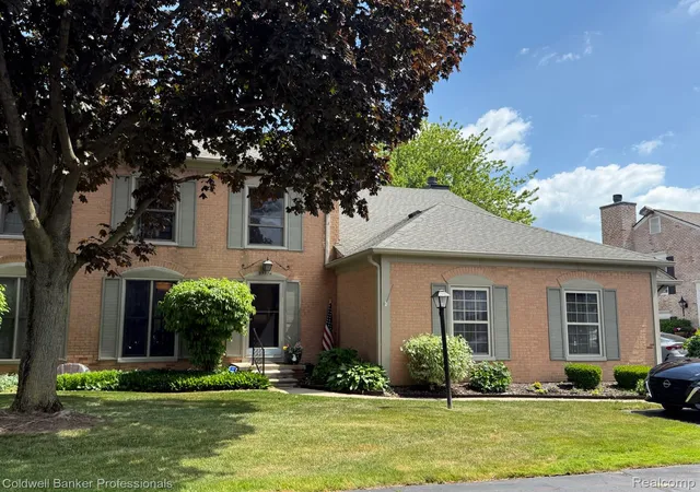 Photo 2 of Condo for sale at 33374 Jefferson Ave, Saint Clair Shores, MI 48082 | MLS# 20261043917 | Listing updated on 2026-09-13