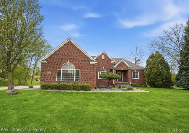 Photo 1 of Sale Pending at 2185 Arapahoe Basin, White Lake, MI 48383 | MLS# 20261043919 | Listing updated on 2026-06-19