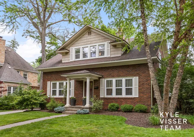 Photo 1 of Single family home for sale at 964 Pinecrest Ave Se, Grand Rapids, MI 49506 | MLS# 65026028763 | Listing updated on 2026-06-19