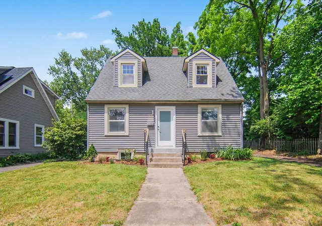 Photo 1 of Single family home for sale at 709 Indianola Ave, Ann Arbor, MI 48105 | MLS# 81026028771 | Listing updated on 2026-06-15