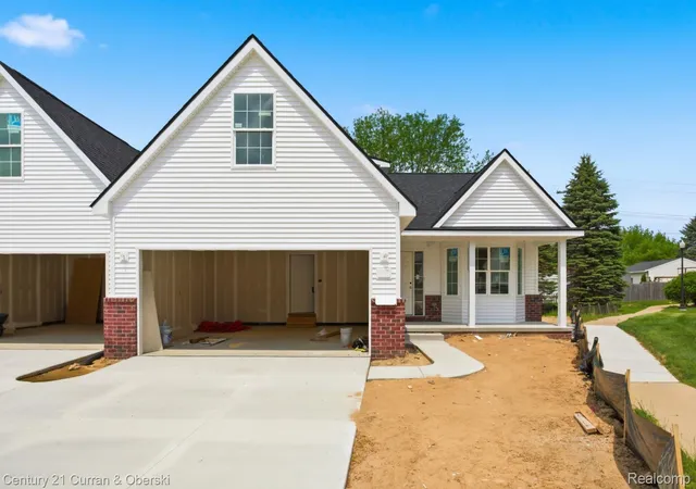 Homes for sale in Howell City Livingston, MI | 755 Nelsons Ridge Drive, Howell City Livingston, MI 48843 | Houzeo