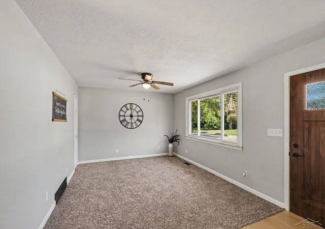 1st image of 3328 Cobb St, Midland, MI 48642 | MLS# 61050211092