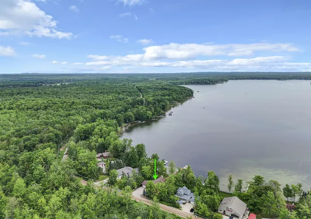 Photo 4 of Single family home for sale at 5449 Bush Rd, Interlochen, MI 49643 | MLS# 78080069548 | Listing updated on 2026-06-18