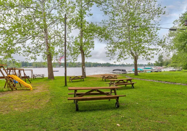 31st image of 47202 N Sunset Cir, Bloomingdale, MI 49026 | MLS# 71026028789