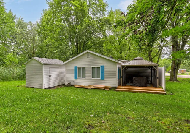 4th image of 47202 N Sunset Cir, Bloomingdale, MI 49026 | MLS# 71026028789