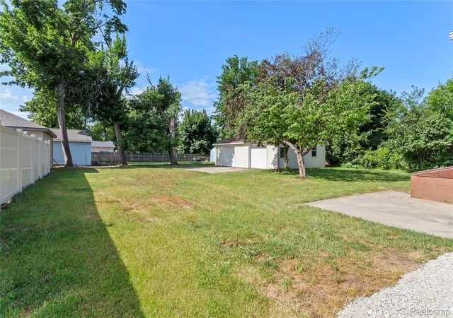 Homes for sale in Perry, MI | 113 W Polly St, Perry, MI 48872 | MLS# 20261044015
