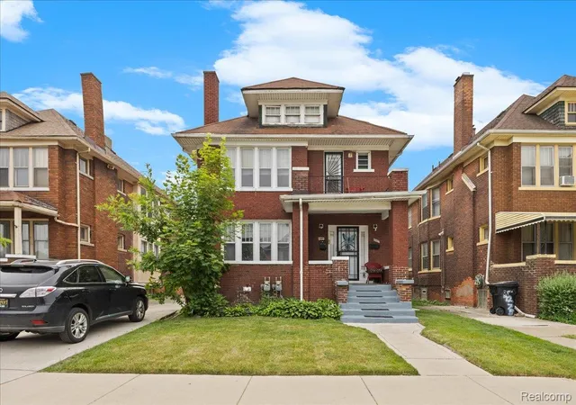 Photo 2 of Multi family home for sale at 4267 Seebaldt St, Detroit, MI 48204 | MLS# 20261044019 | Listing updated on 2026-09-19