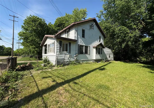 1st image of 815 Buffalo St, Lansing, MI 48915 | MLS# 20261044020
