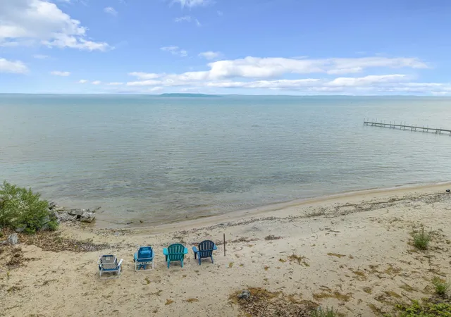 3rd image of 7344 S West Bayshore Dr, Bingham Township Leelanau, MI 49684 | MLS# 78080069554