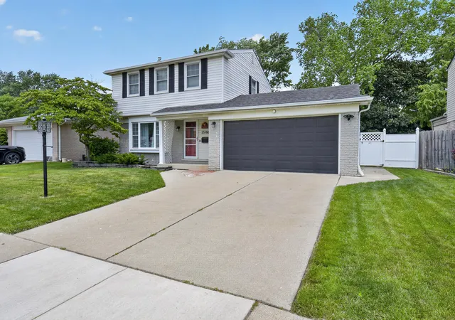 Photo 1 of Sale Pending at 25186 Anna St, Taylor, MI 48180 | MLS# 81026028816 | Listing updated on 2026-09-15