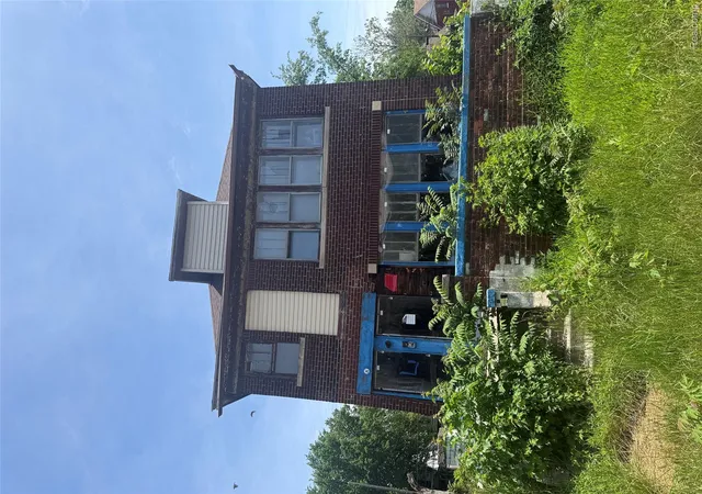 Photo 1 of Multi family home for sale at 926 Navahoe St, Detroit, MI 48215 | MLS# 20261044036 | Listing updated on 2026-06-13