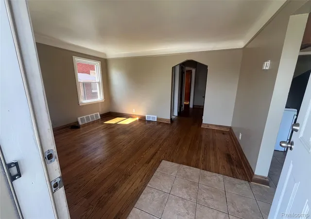 Photo 3 of Single family home for sale at 1410 Mayflower Ave, Lincoln Park, MI 48146 | MLS# 20261044050 | Listing updated on 2026-09-15
