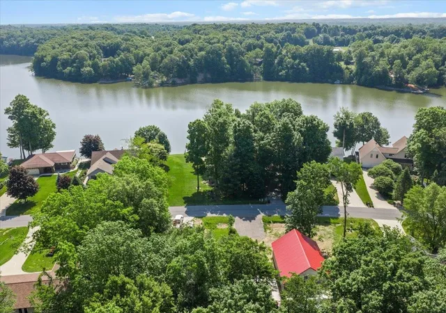 Homes for sale in Fulton Township Gratiot, MI | 10234 Lakeside Dr, Fulton Township Gratiot, MI 48871 | MLS# 79080069561