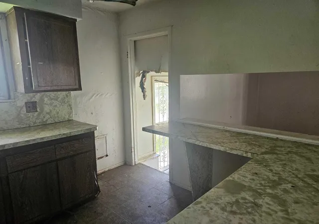 Photo 3 of Single family home for sale at 3948 Minnesota St, Detroit, MI 48212 | MLS# 81026028834 | Listing updated on 2026-09-02
