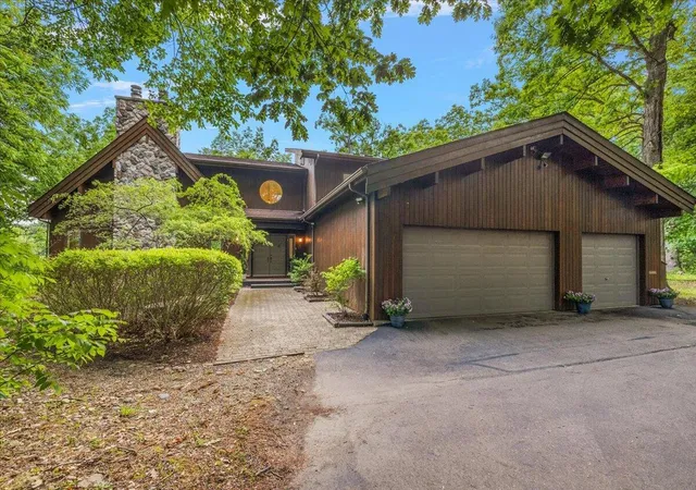 2nd image of 1111 W Clark Rd, Ypsilanti, MI 48198 | MLS# 81026028837