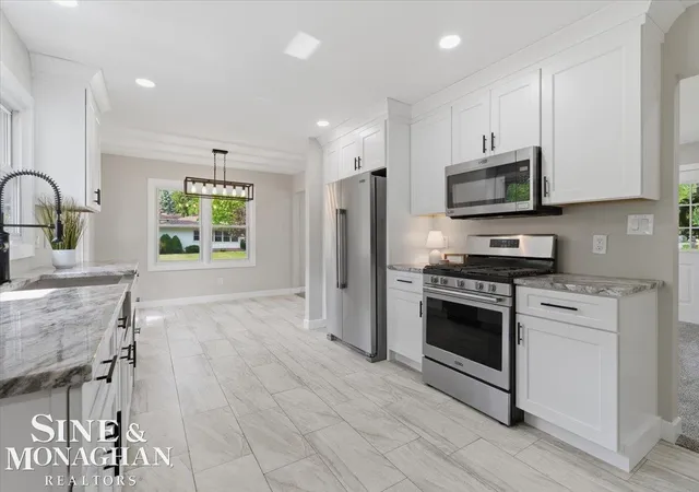 Photo 4 of Single family home for sale at 1706 New Jersey Ave, Marysville, MI 48040 | MLS# 58050211119 | Listing updated on 2026-06-16