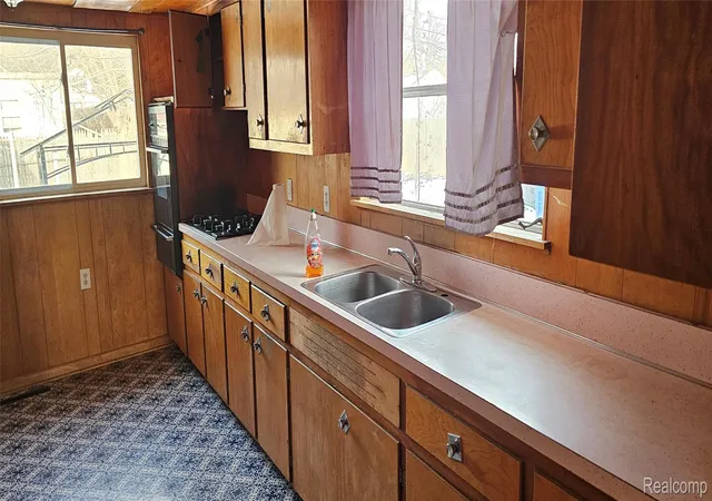 2nd image of 7503 Paige Ave, Warren, MI 48091 | MLS# 20261044070