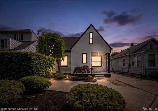 Photo 1 of Single family home for sale at 22502 Beach St, Saint Clair Shores, MI 48081 | MLS# 20261044071 | Listing updated on 2026-08-20