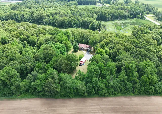 2nd image of 18610 M 86, Three Rivers, MI 49093 | MLS# 68026028869