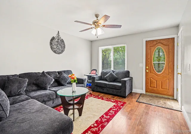 2nd image of 22844 Hillock Ave, Warren, MI 48089 | MLS# 20261044090
